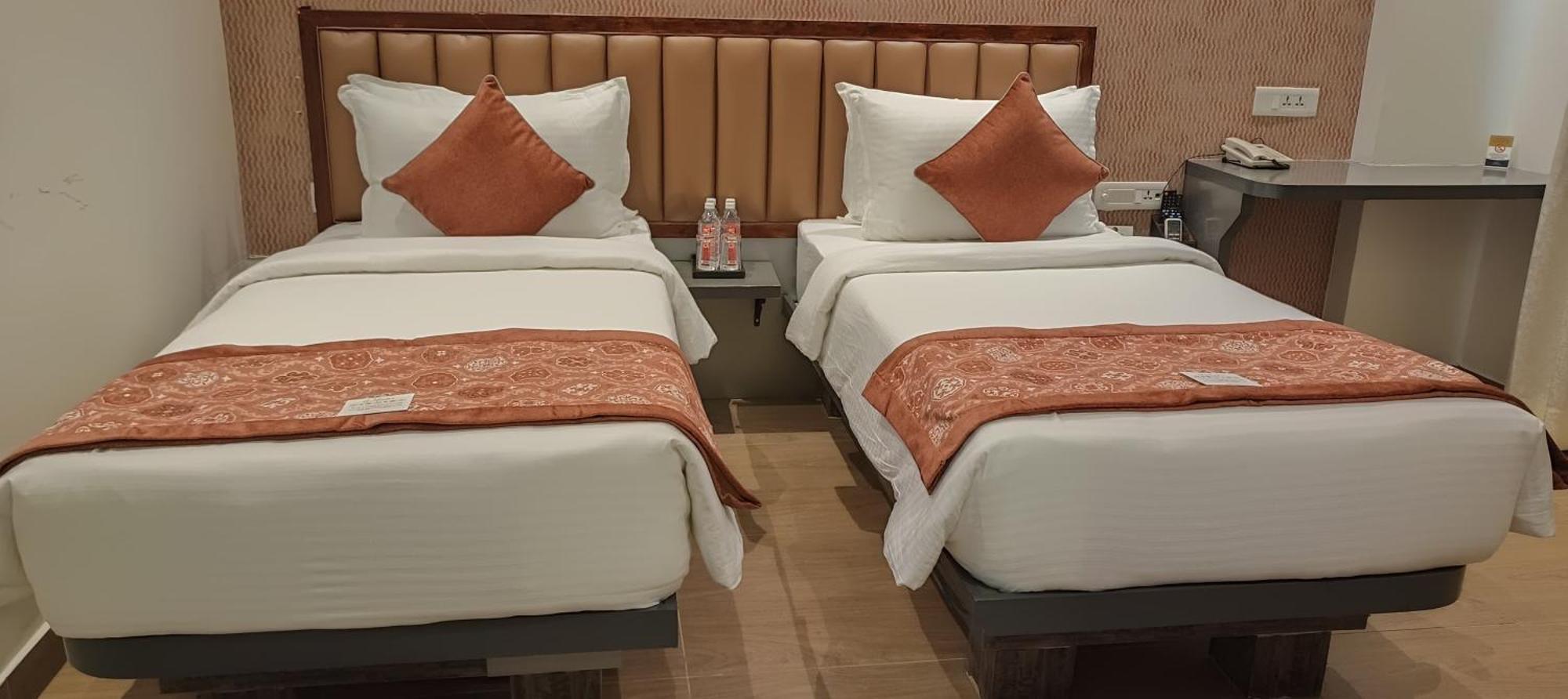 Regenta Inn Devanahalli Bangalore, Airport Road Екстер'єр фото